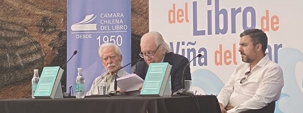 Profesores del Magíster en Relaciones Internacionales presentaron libro en Feria de Viña del Mar